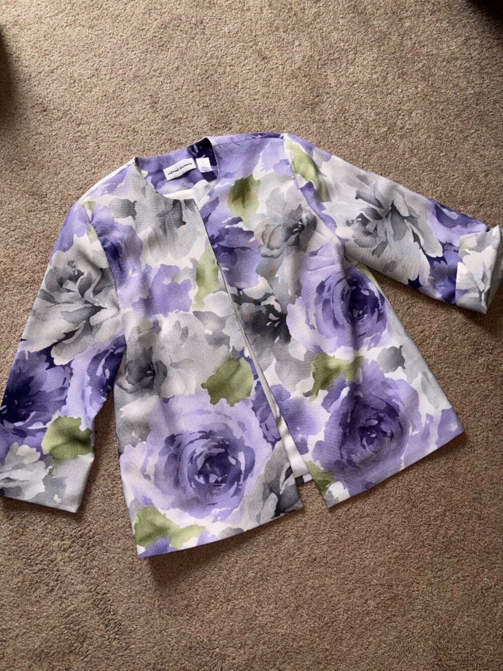 Alfred Dunner Lavender Bold Floral Open Front Blazer 10 Fits Big 12